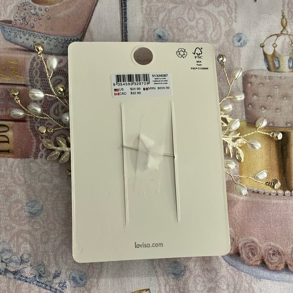 Elegant Gold and Cream Hair Comb - Picture 7 of 7